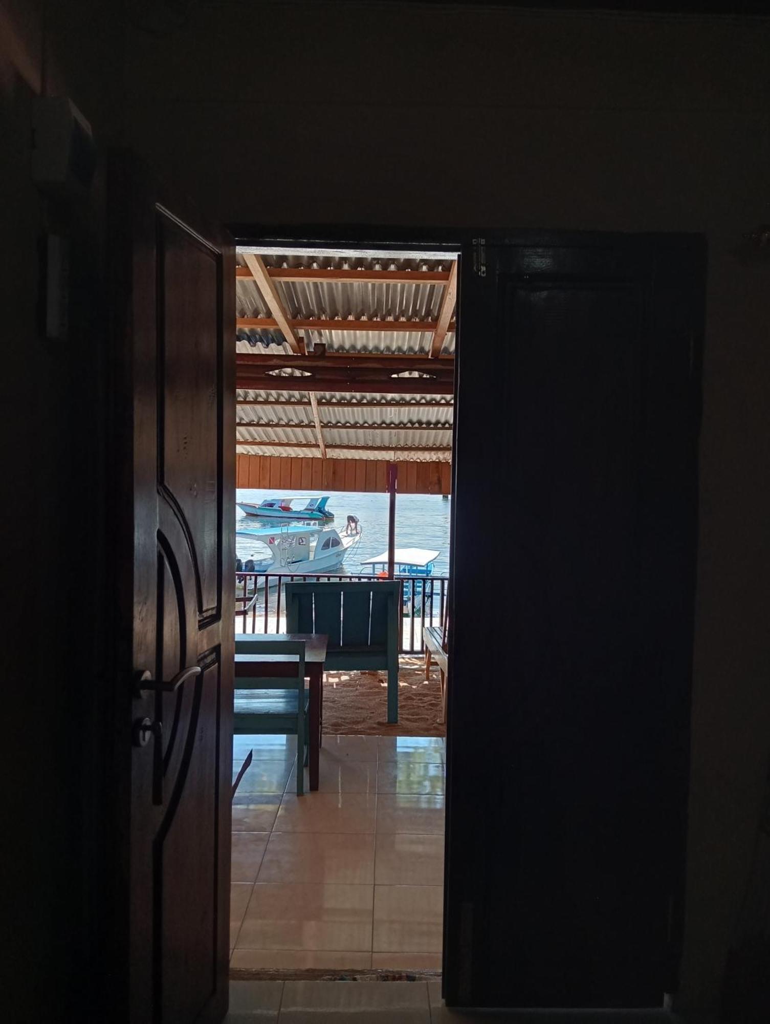 Mamalis Homestay Manado Exterior foto